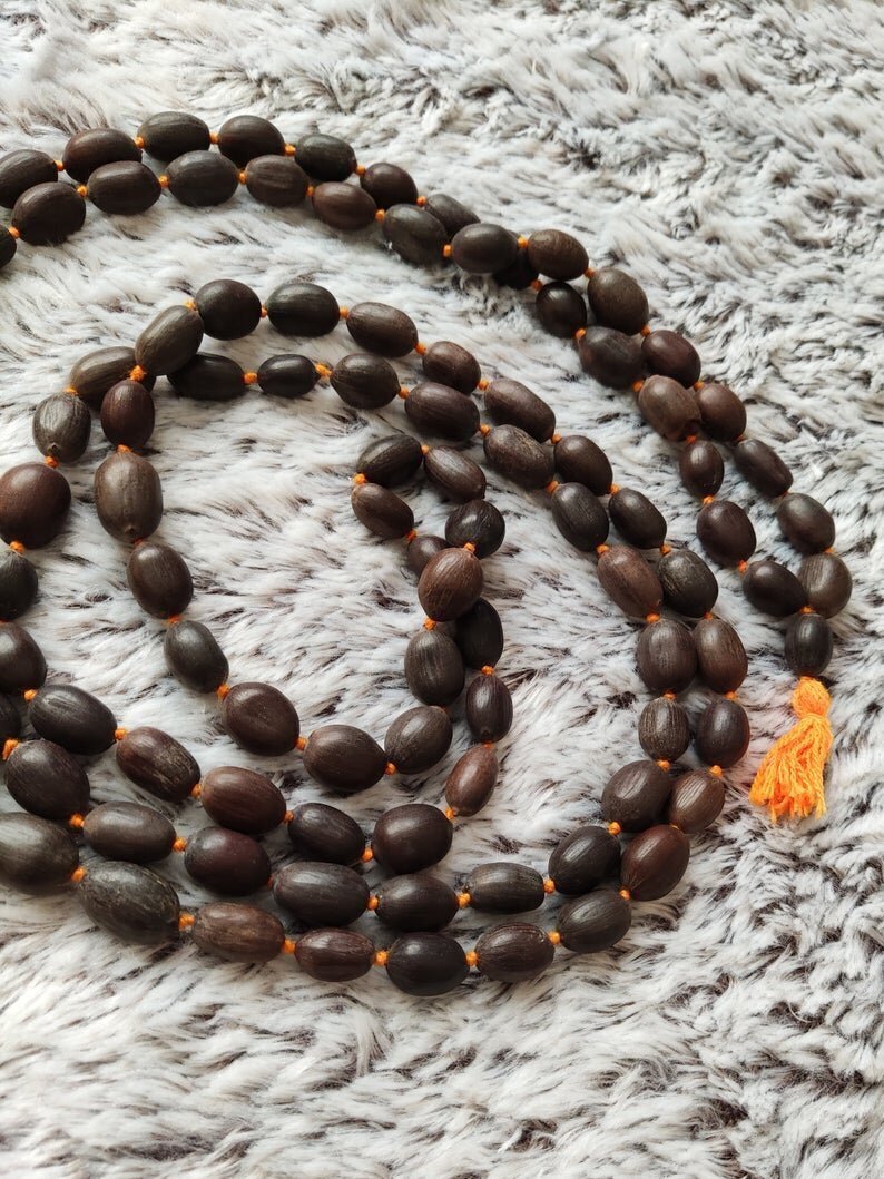 Original Kamal Gatta Mala - (108+1 Lotus Seeds) Japa Mala - Laxmi Pooja and  Wearing - Rosary