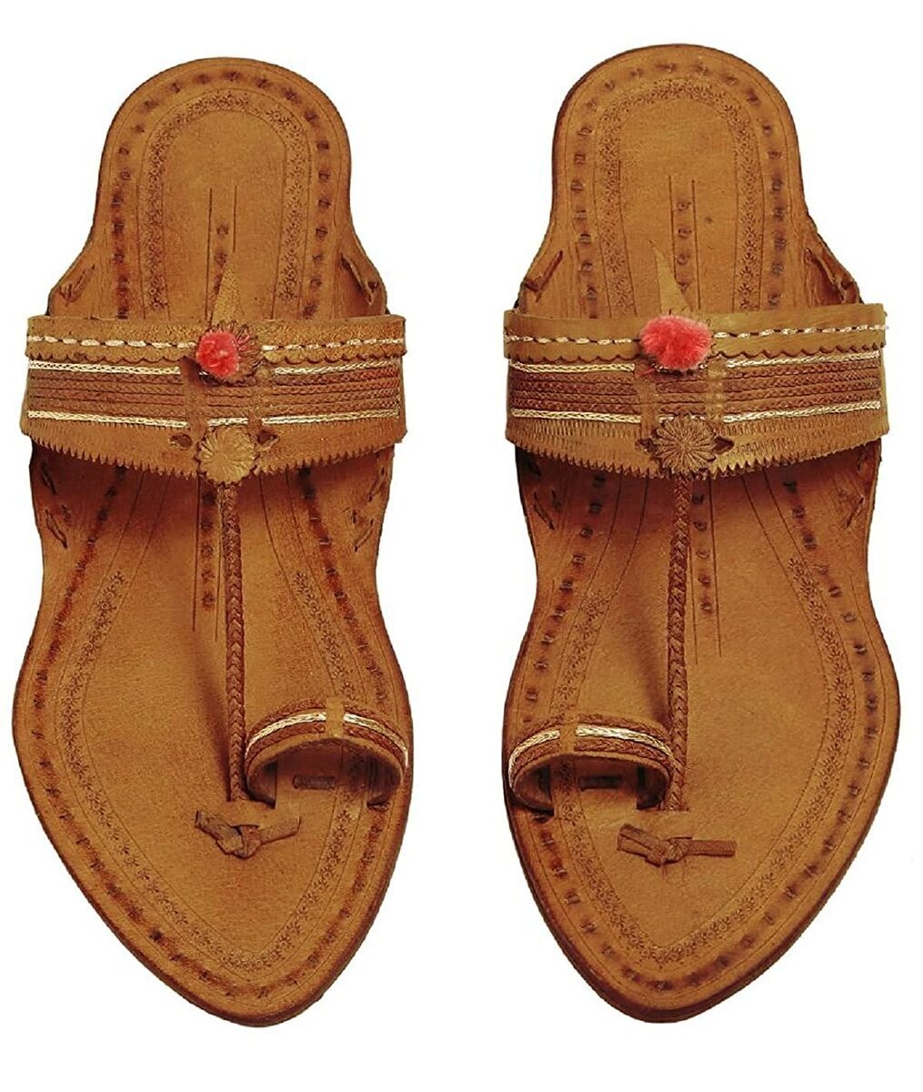 Traditional slippers for discount ladies